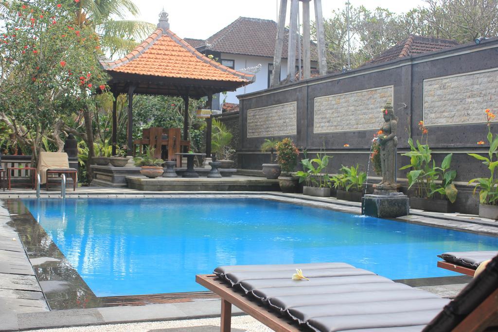 Sagitarius Inn Ubud Esterno foto