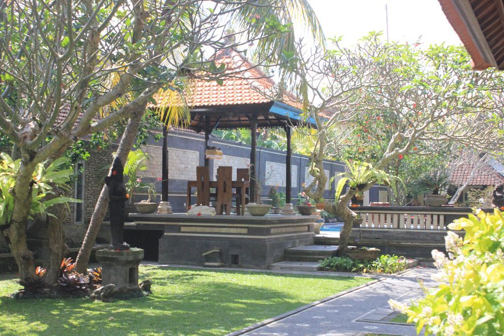 Sagitarius Inn Ubud Esterno foto