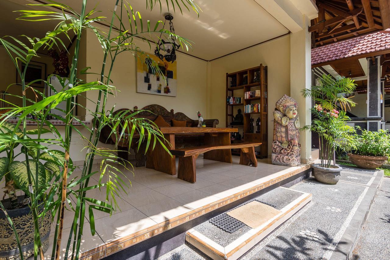 Sagitarius Inn Ubud Esterno foto